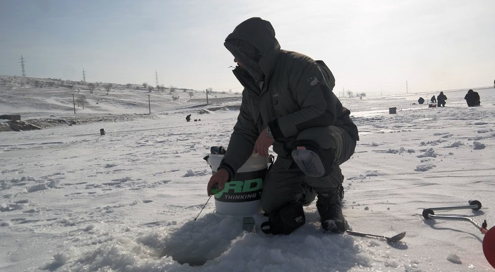 O poveste de pe gheata- Ice Fishing Manjesti